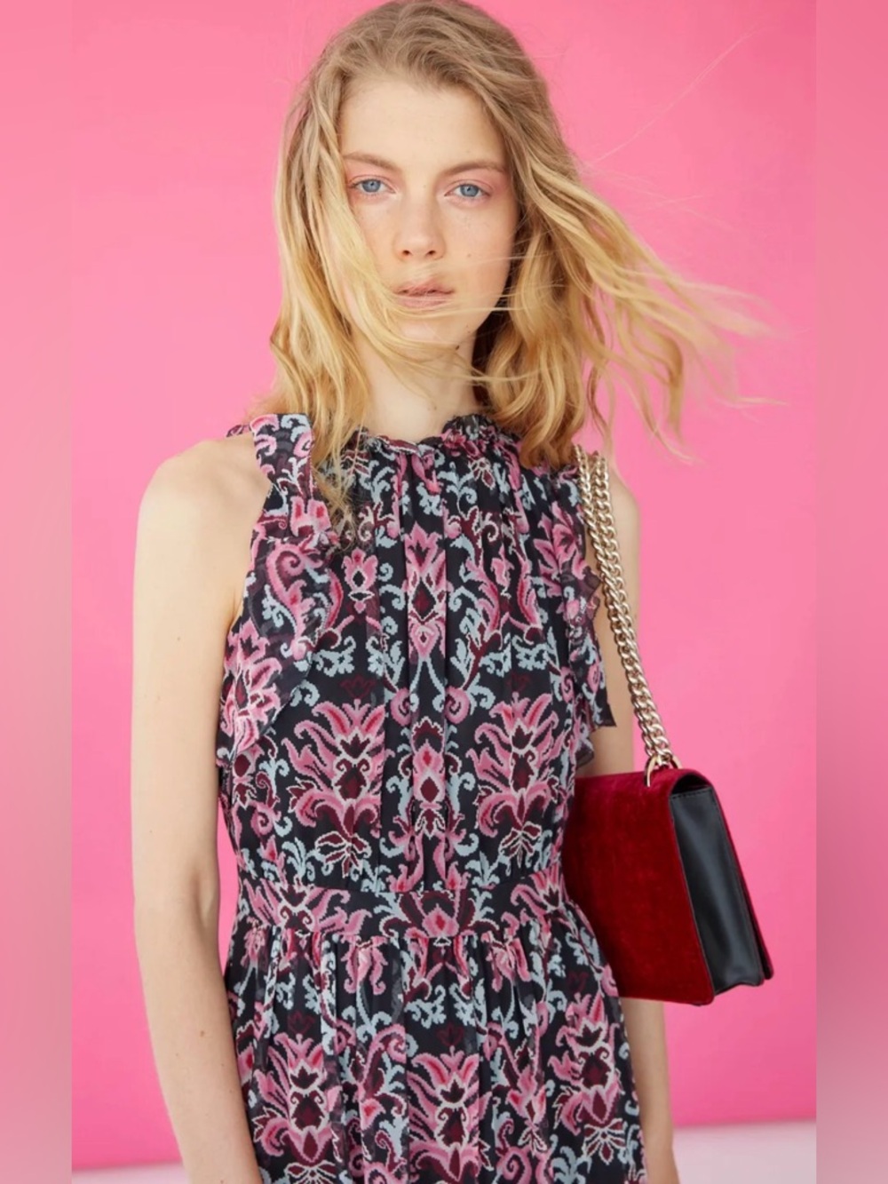 Kate Spade New York Mediun Tapestry Silk Black Grey Prink Chiffon Ruffle Top.